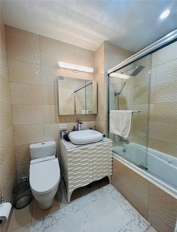 40 Oceana Drive Brighton Beach Brooklyn NY 11235