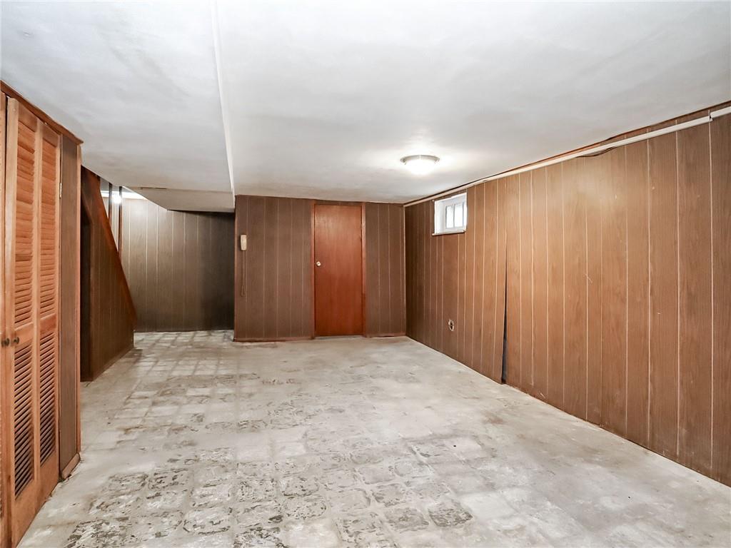 126 Tysens Lane Richmond Town Staten Island NY 10306