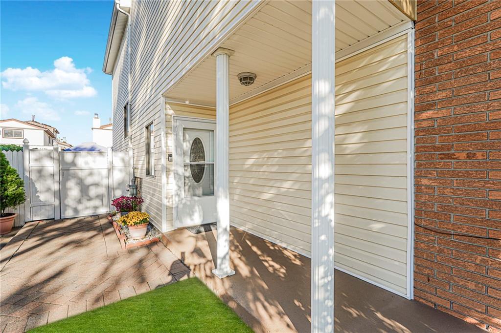 343 Travis Avenue New Springville Staten Island NY 10314