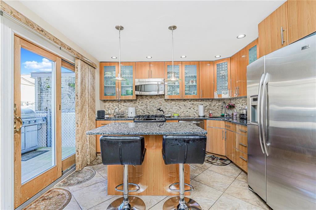 343 Travis Avenue New Springville Staten Island NY 10314