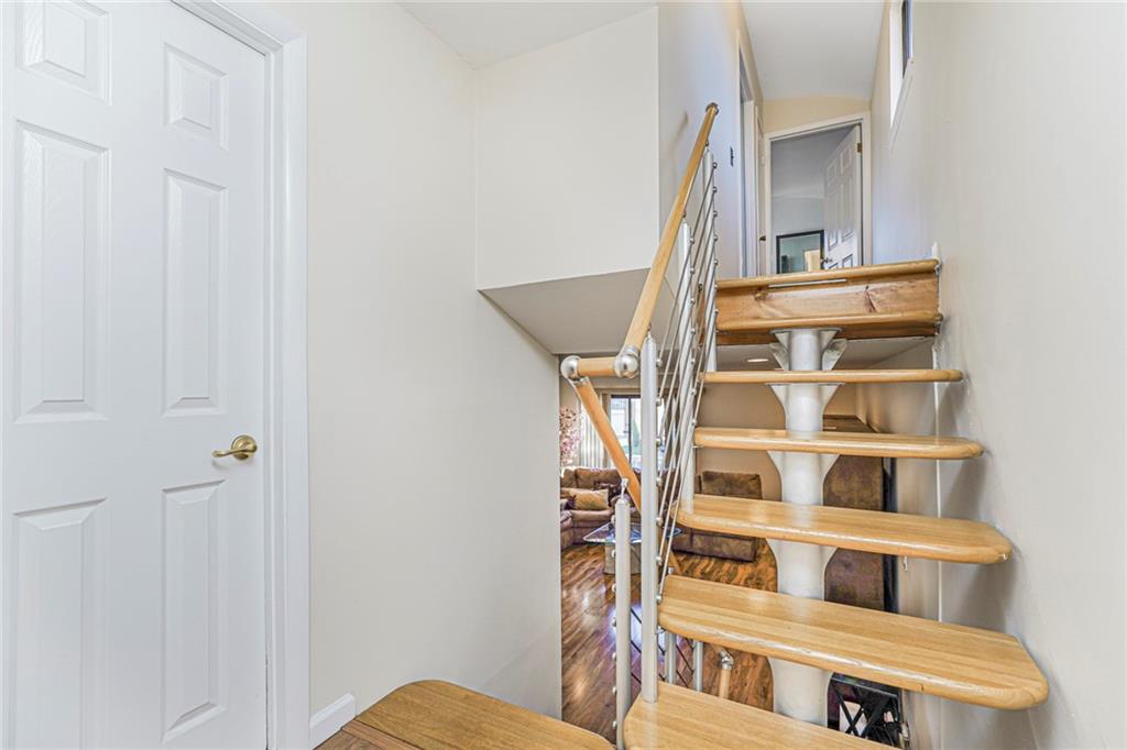 343 Travis Avenue New Springville Staten Island NY 10314