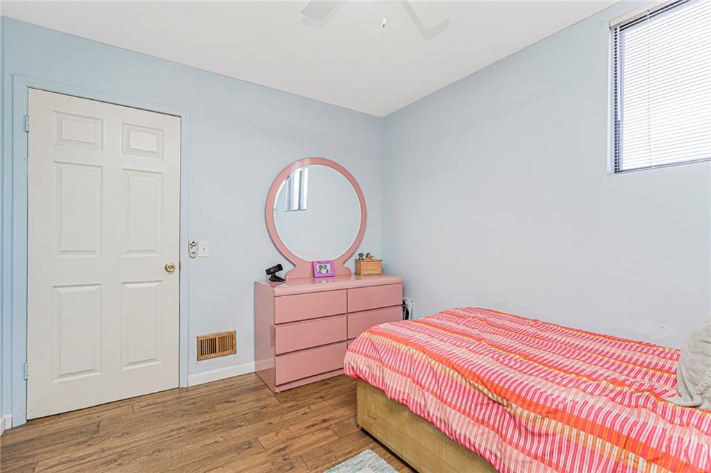 343 Travis Avenue New Springville Staten Island NY 10314