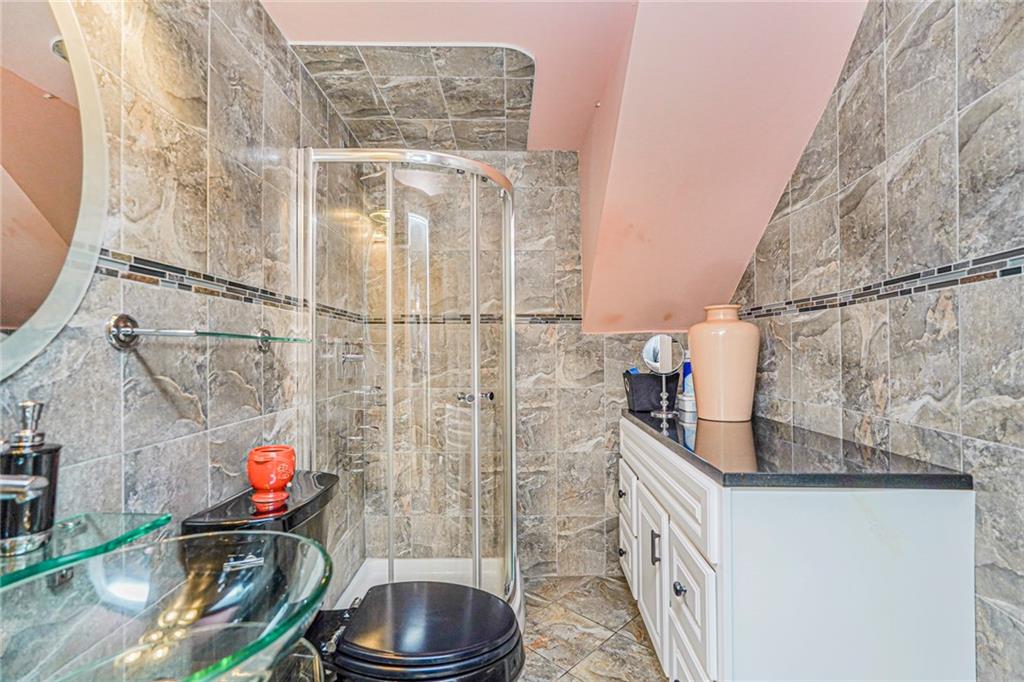 343 Travis Avenue New Springville Staten Island NY 10314