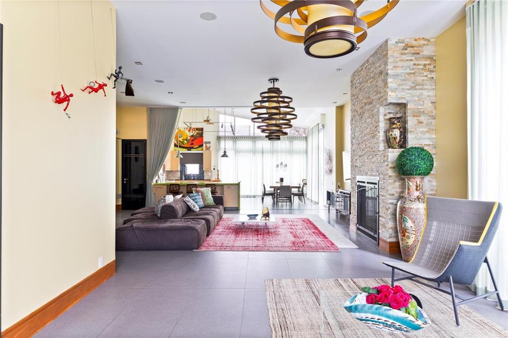4147 Ocean Avenue Manhattan Beach Brooklyn NY 11235