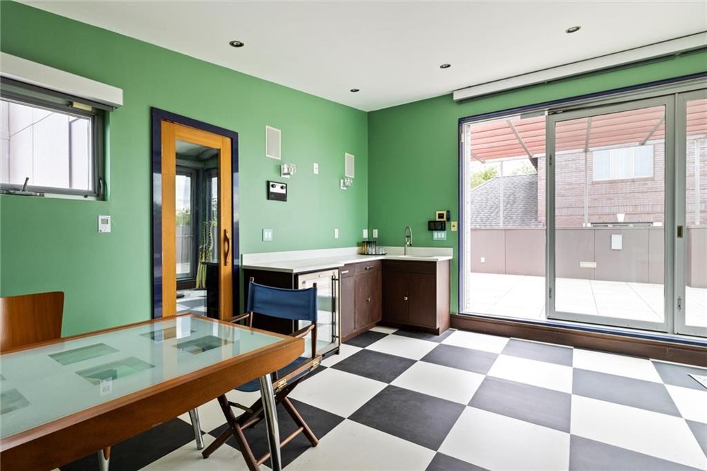 4147 Ocean Avenue Manhattan Beach Brooklyn NY 11235