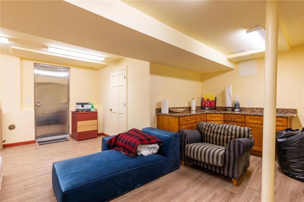4147 Ocean Avenue Manhattan Beach Brooklyn NY 11235