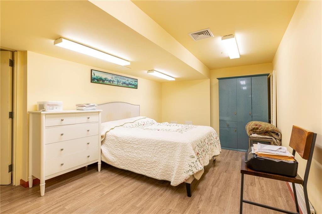 4147 Ocean Avenue Manhattan Beach Brooklyn NY 11235