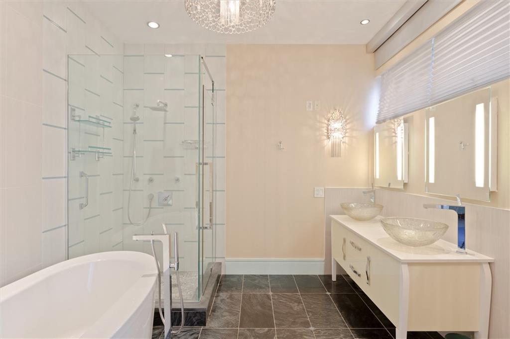 4147 Ocean Avenue Manhattan Beach Brooklyn NY 11235