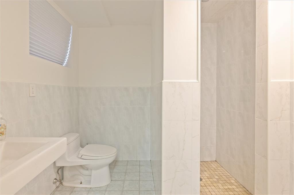 4147 Ocean Avenue Manhattan Beach Brooklyn NY 11235