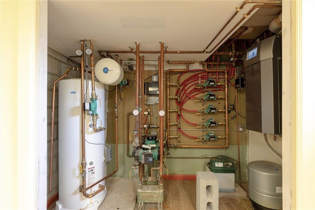 4147 Ocean Avenue Manhattan Beach Brooklyn NY 11235