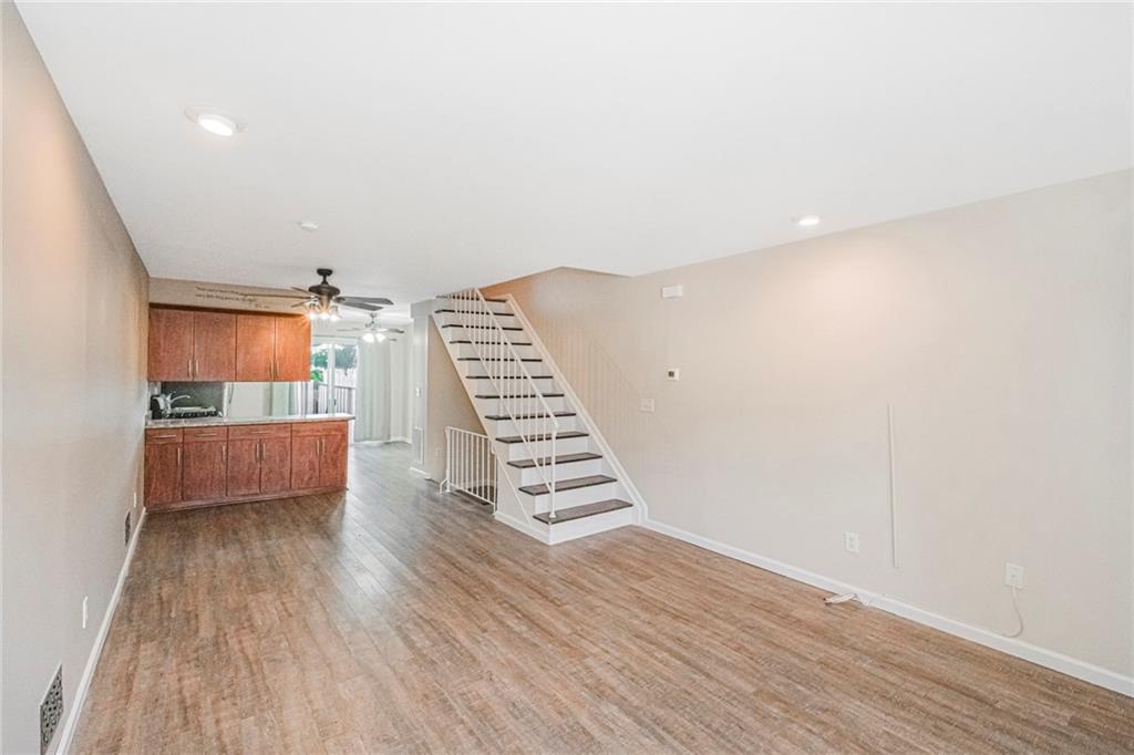 34 Lorraine Loop Rossville Staten Island NY 10309