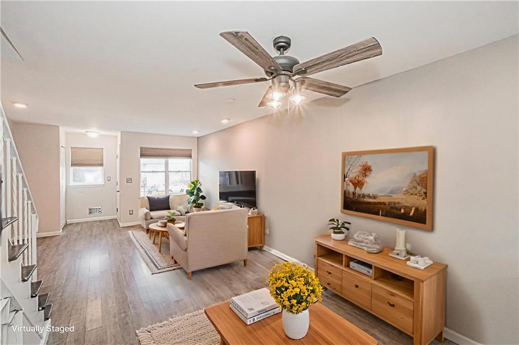34 Lorraine Loop Rossville Staten Island NY 10309