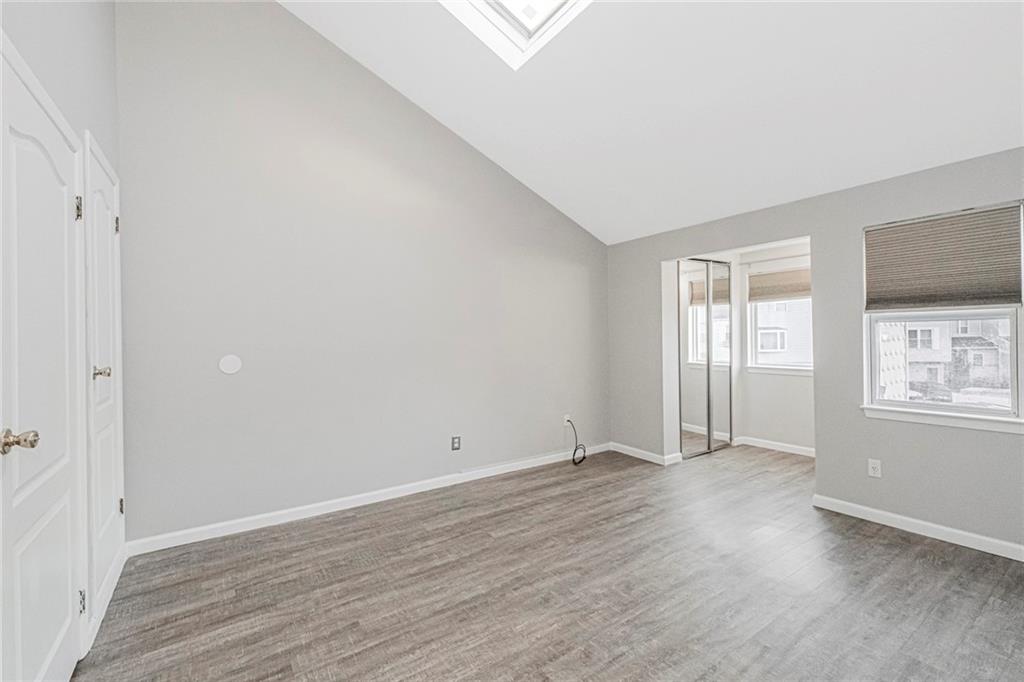 34 Lorraine Loop Rossville Staten Island NY 10309