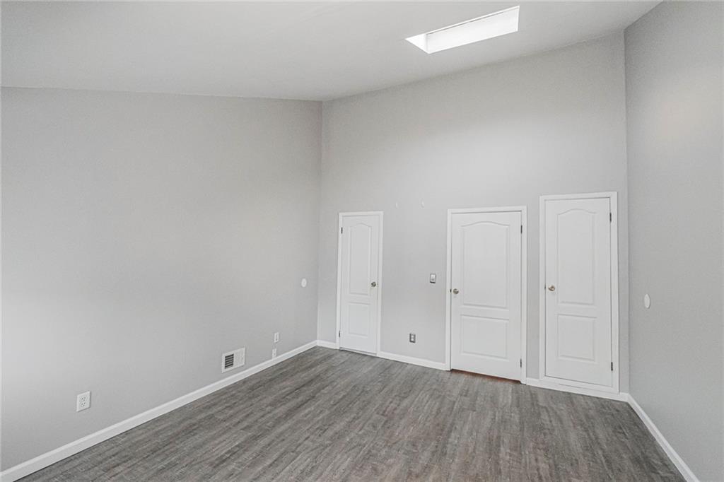 34 Lorraine Loop Rossville Staten Island NY 10309