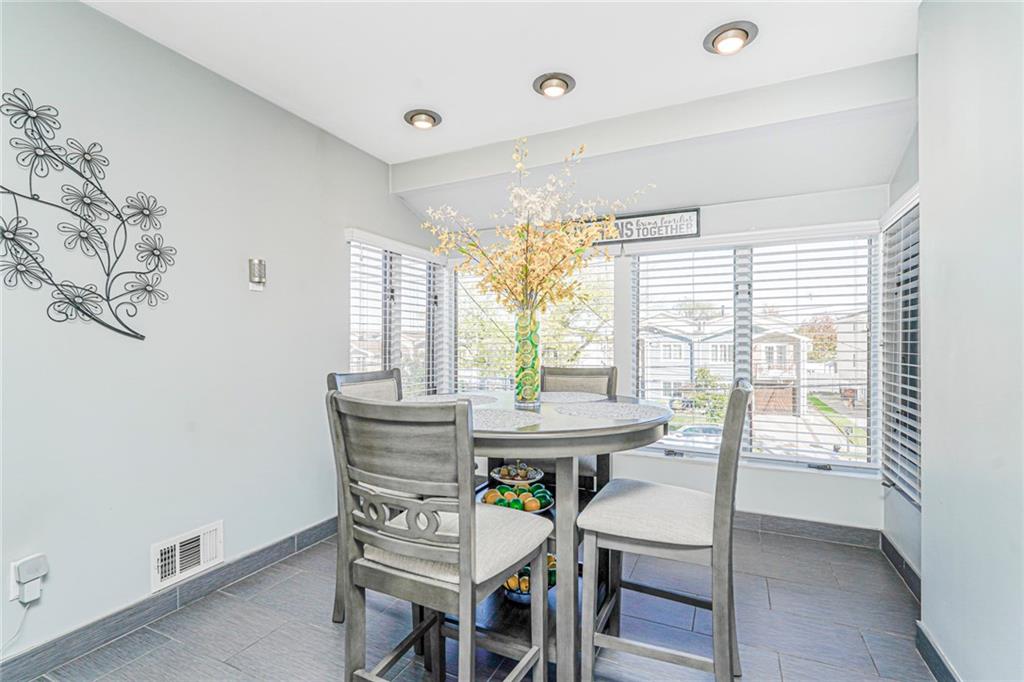 352 Grantwood Avenue Arden Heights Staten Island NY 10312