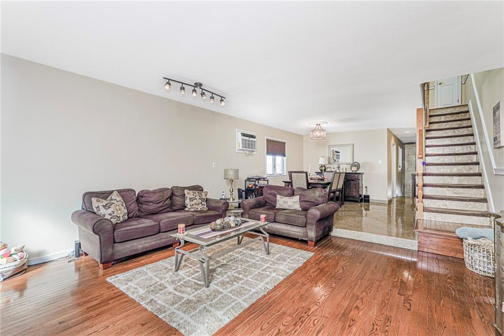 352 Grantwood Avenue Arden Heights Staten Island NY 10312