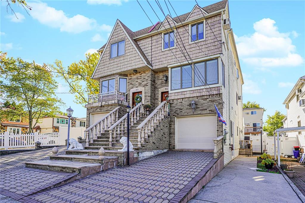 352 Grantwood Avenue Arden Heights Staten Island NY 10312