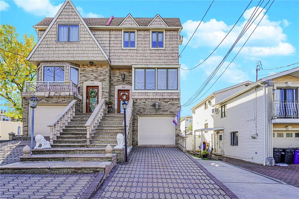 352 Grantwood Avenue Arden Heights Staten Island NY 10312