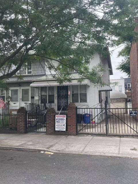 12 Bay 35th Street Bensonhurst Brooklyn NY 11214