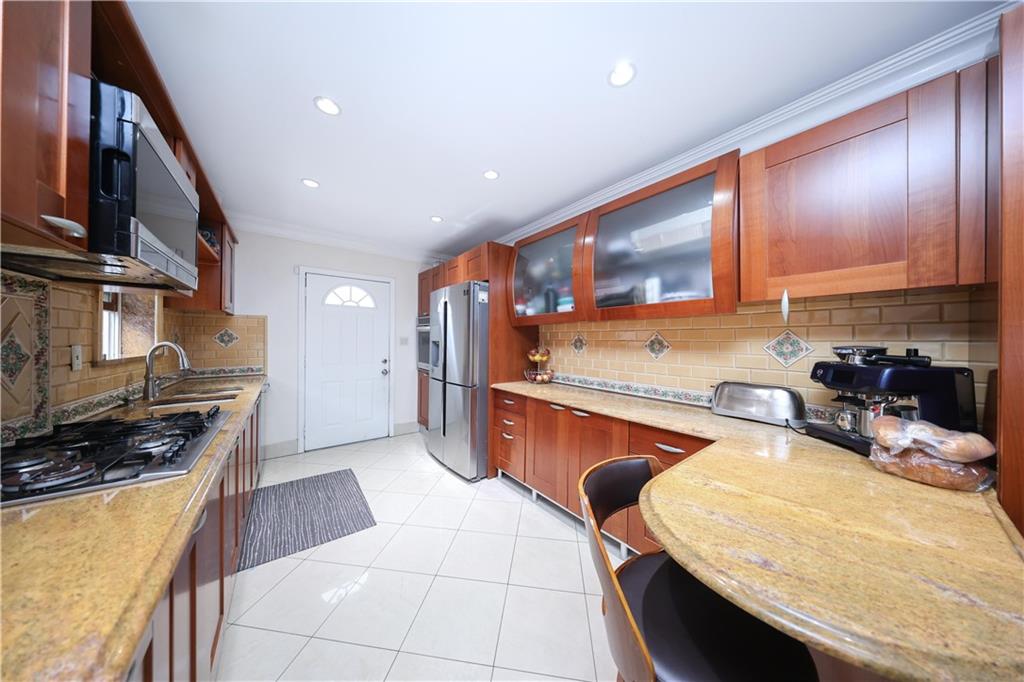 1711 Gerritsen Avenue Madison Brooklyn NY 11229