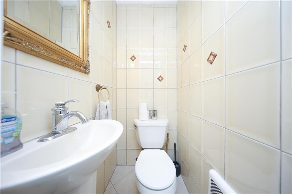 1711 Gerritsen Avenue Madison Brooklyn NY 11229