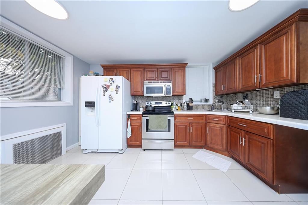 1711 Gerritsen Avenue Madison Brooklyn NY 11229