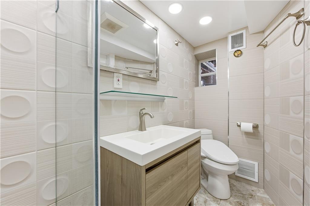 2228 East 28th Street Sheepshead Bay Brooklyn NY 11229