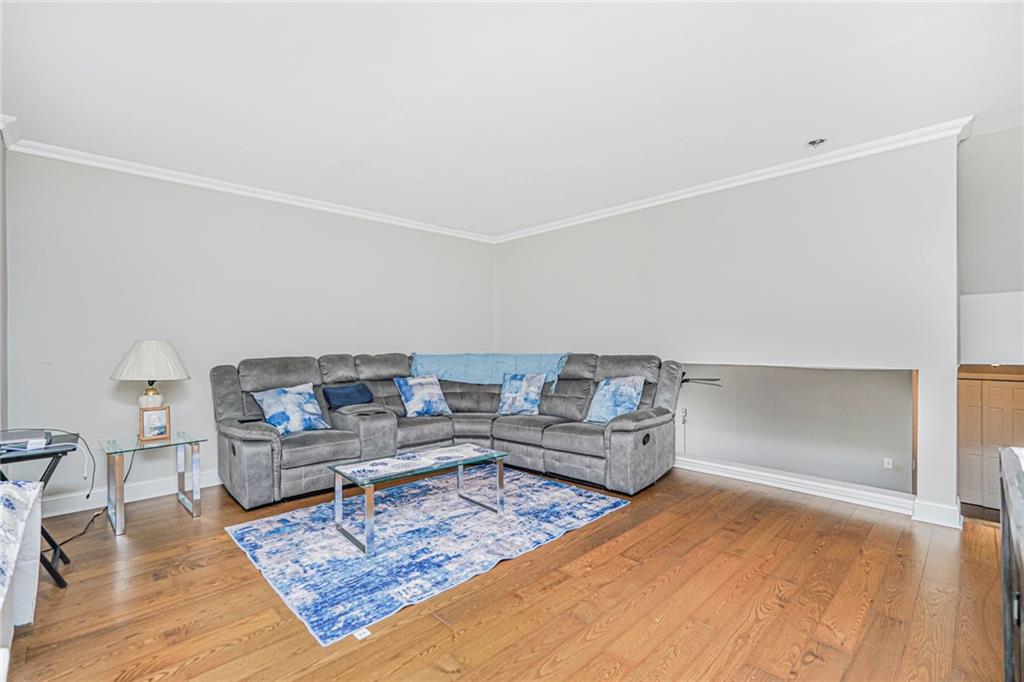 175 Zoe Street Dongan Hills Unknown NY 10305