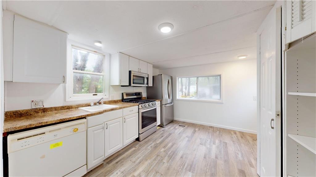 12 Periwinkle Drive Out of NYC Other NY 11716