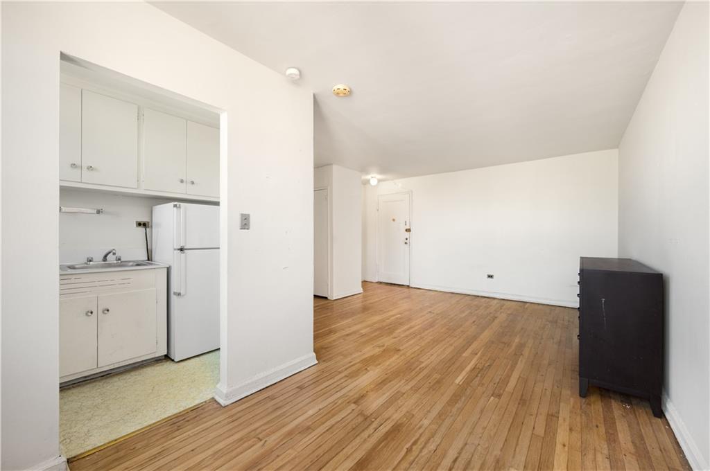 67-25 Clyde Street Forest Hills Forest Hills NY 11375