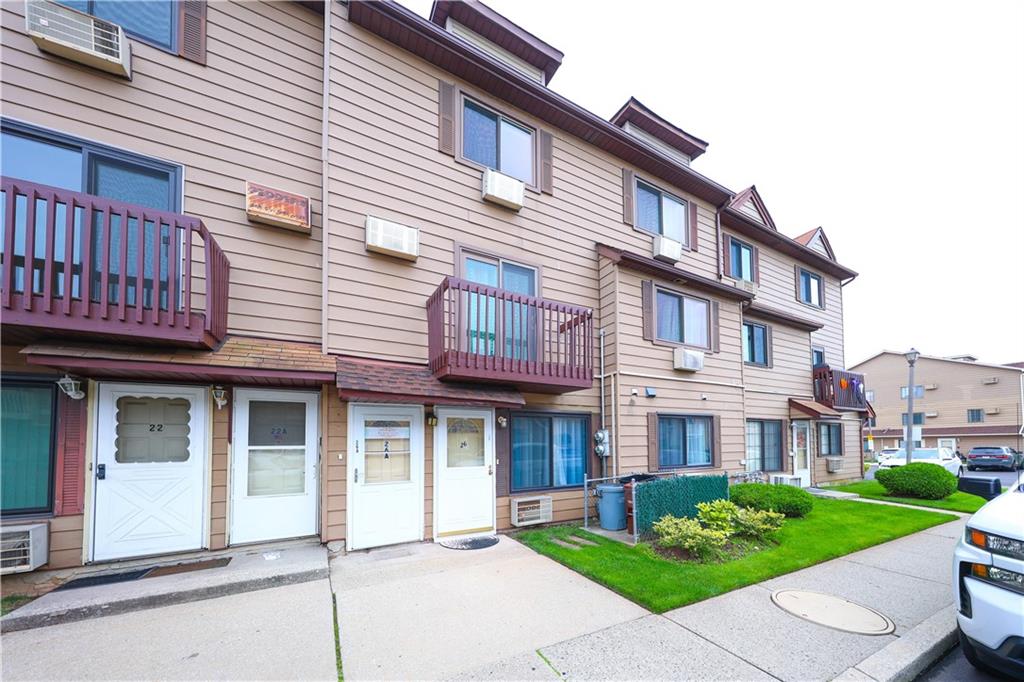 26 Gardenia Land New Springville Staten Island NY 10314