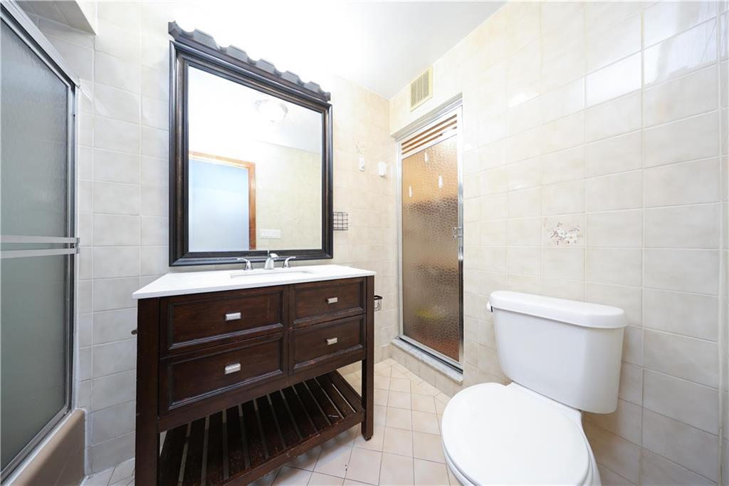 1049 Bay Ridge Parkway Dyker Heights Brooklyn NY 11228