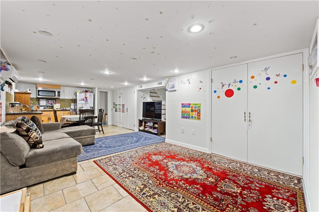 7001 Louise Terrace Bay Ridge Brooklyn NY 11209
