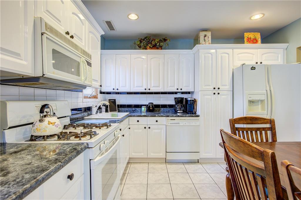 160-32 11TH Avenue Whitestone Whitestone NY 11357
