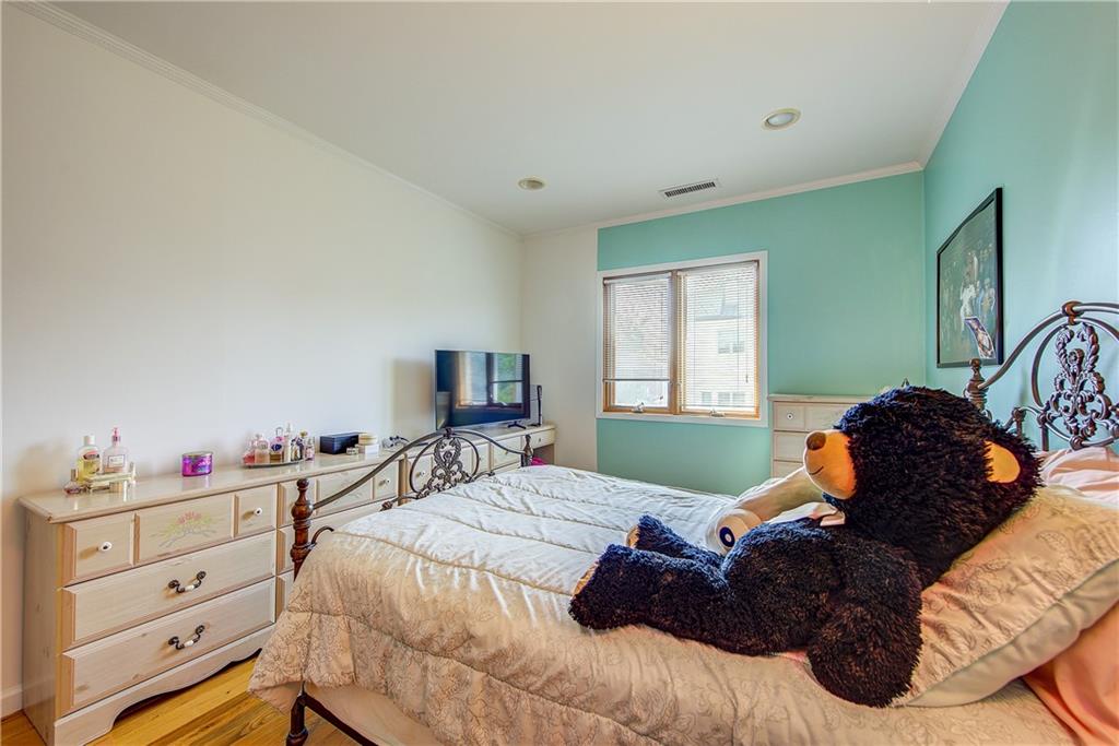 160-32 11TH Avenue Whitestone Whitestone NY 11357