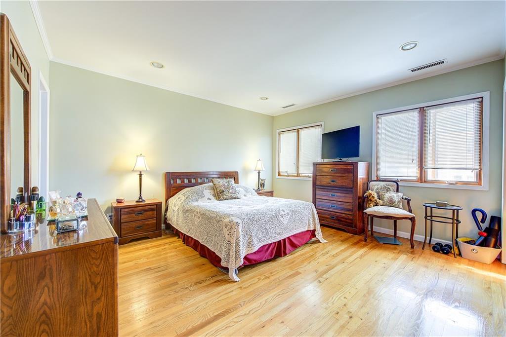 160-32 11TH Avenue Whitestone Whitestone NY 11357