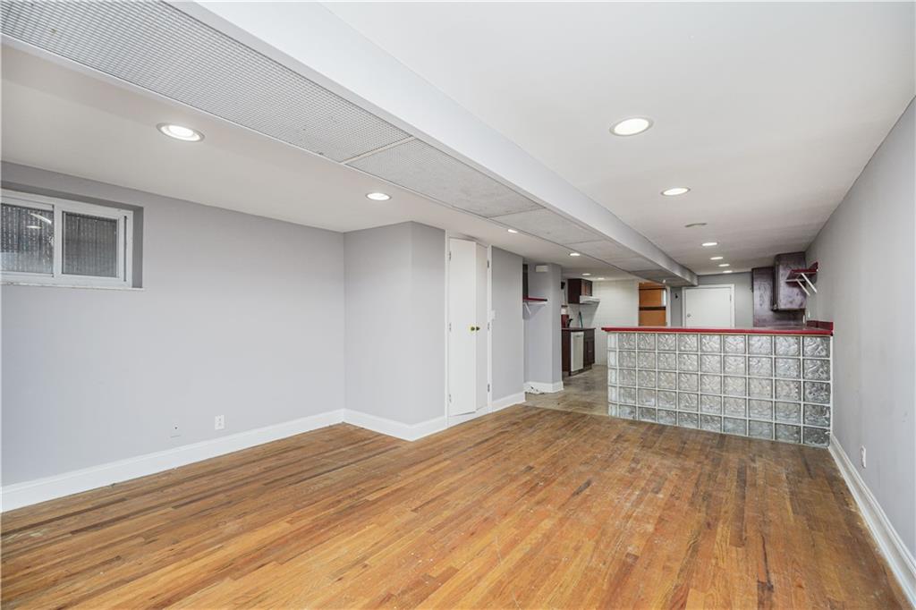 200 Bay 7th Street Dyker Heights Brooklyn NY 11228