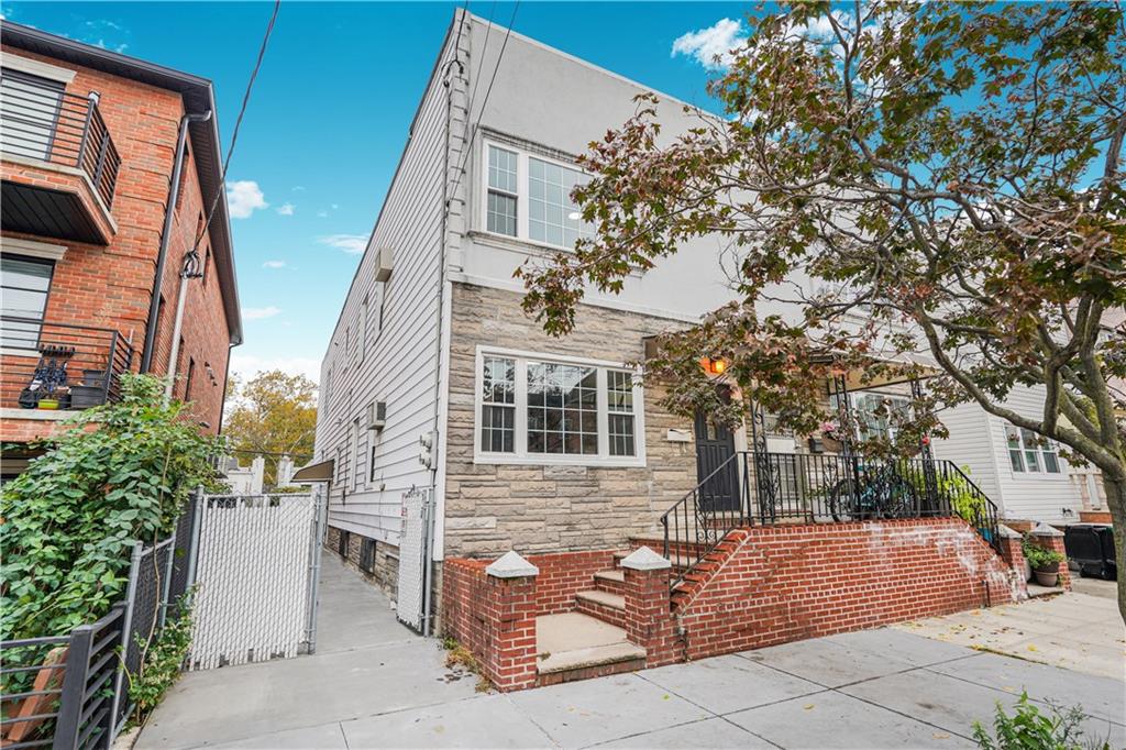 200 Bay 7th Street Dyker Heights Brooklyn NY 11228