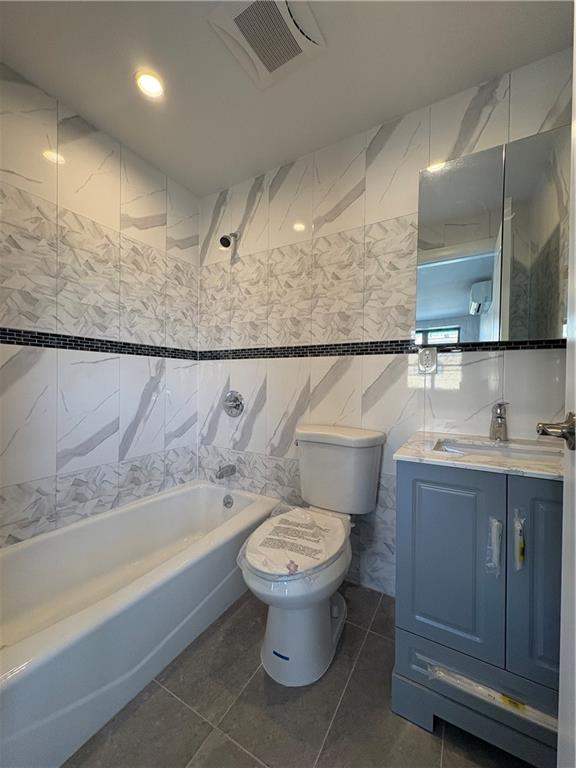 8323 13th Avenue Dyker Heights Brooklyn NY 11228