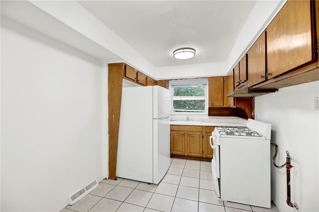 615 East 57th Street East Flatbush Brooklyn NY 11234