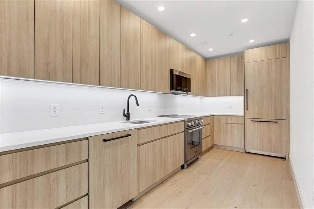 1216 30 Avenue Astoria Astoria NY 11102