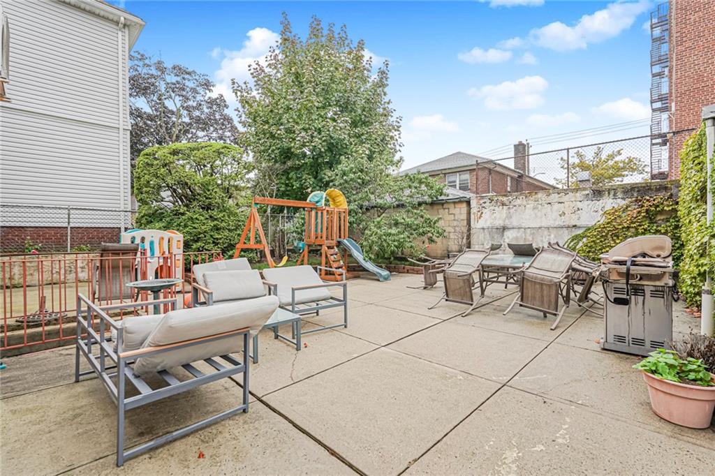 33 Manhattan Court Gravesend Brooklyn NY 11223