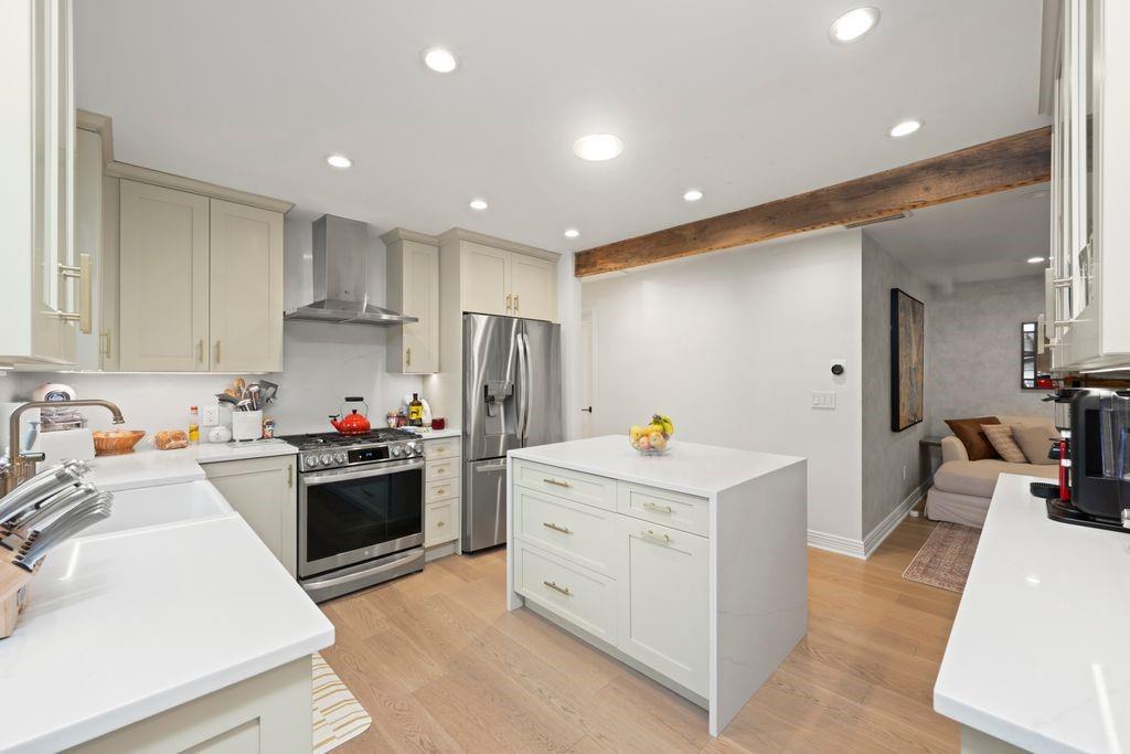 93 Beacon Avenue Oakwood Staten Island NY 10306