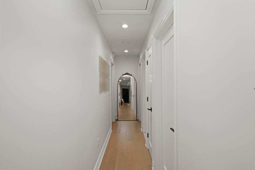 93 Beacon Avenue Oakwood Staten Island NY 10306