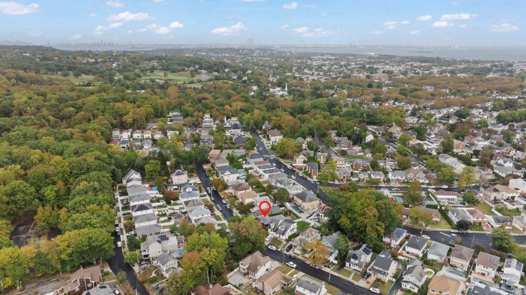 93 Beacon Avenue Oakwood Staten Island NY 10306