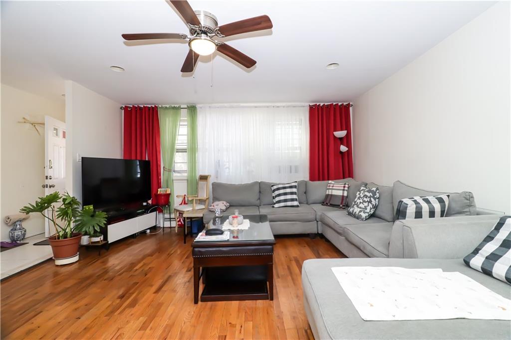 923 East 85th Street Canarsie Brooklyn NY 11236