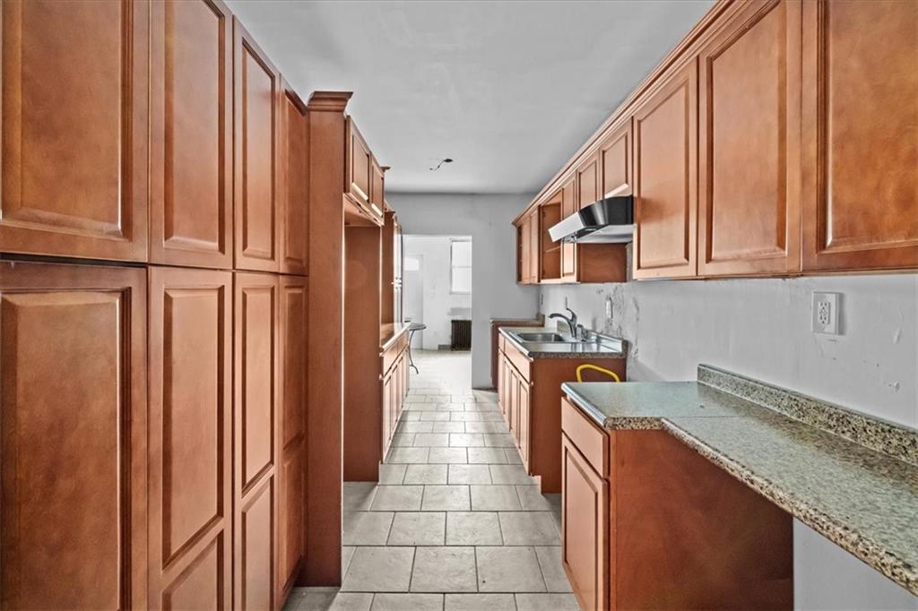 873 Grand Street Williamsburg Brooklyn NY 11211