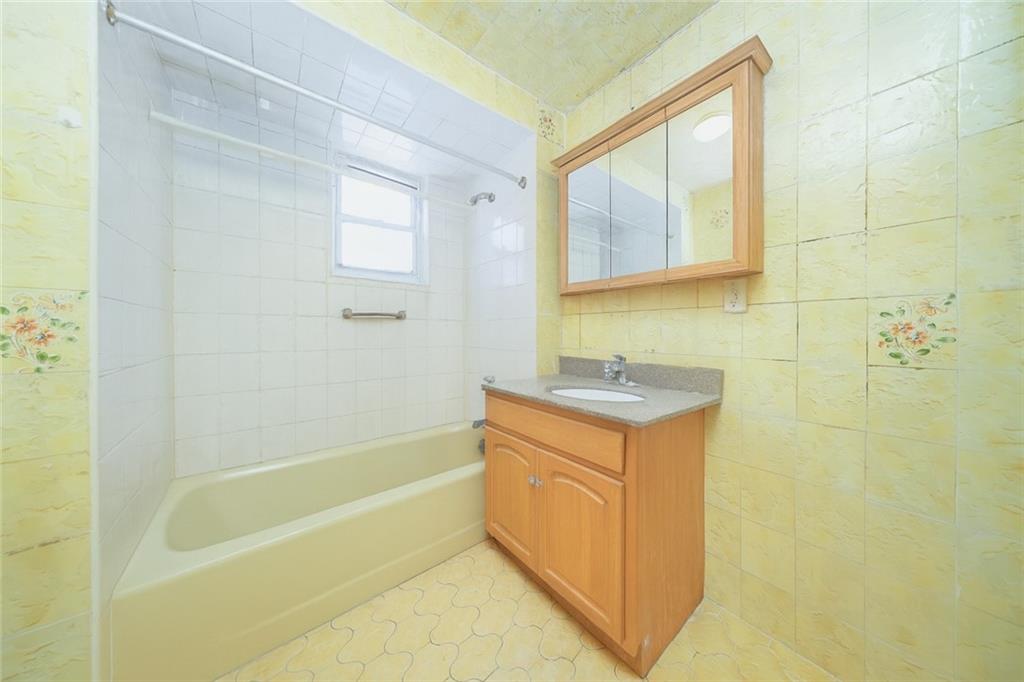 1822 66th Street Bensonhurst Brooklyn NY 11204