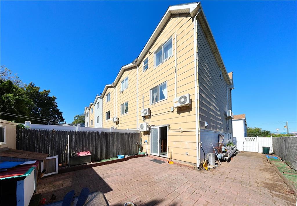 31 Giordan Court Mariner's Harbor Staten Island NY 10303