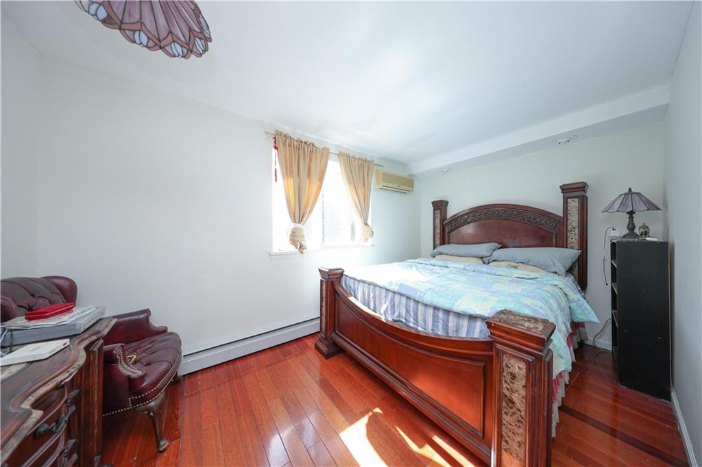 31 Giordan Court Mariner's Harbor Staten Island NY 10303